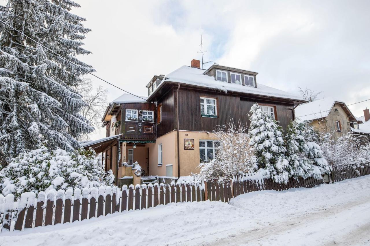 Venkovske Apartmany Tiche Pastviny Kamenicky Senov 外观 照片